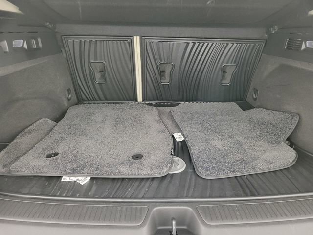 Used 2023 Buick Envision Avenir image 16