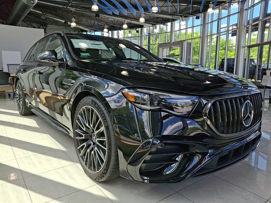 New 2026 Mercedes-Benz E 53 AMG e 4MATIC Wagon image 3
