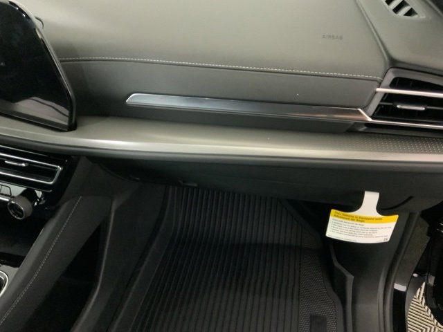 New 2026 Chevrolet Traverse LT w/ Midnight/Sport Edition image 23