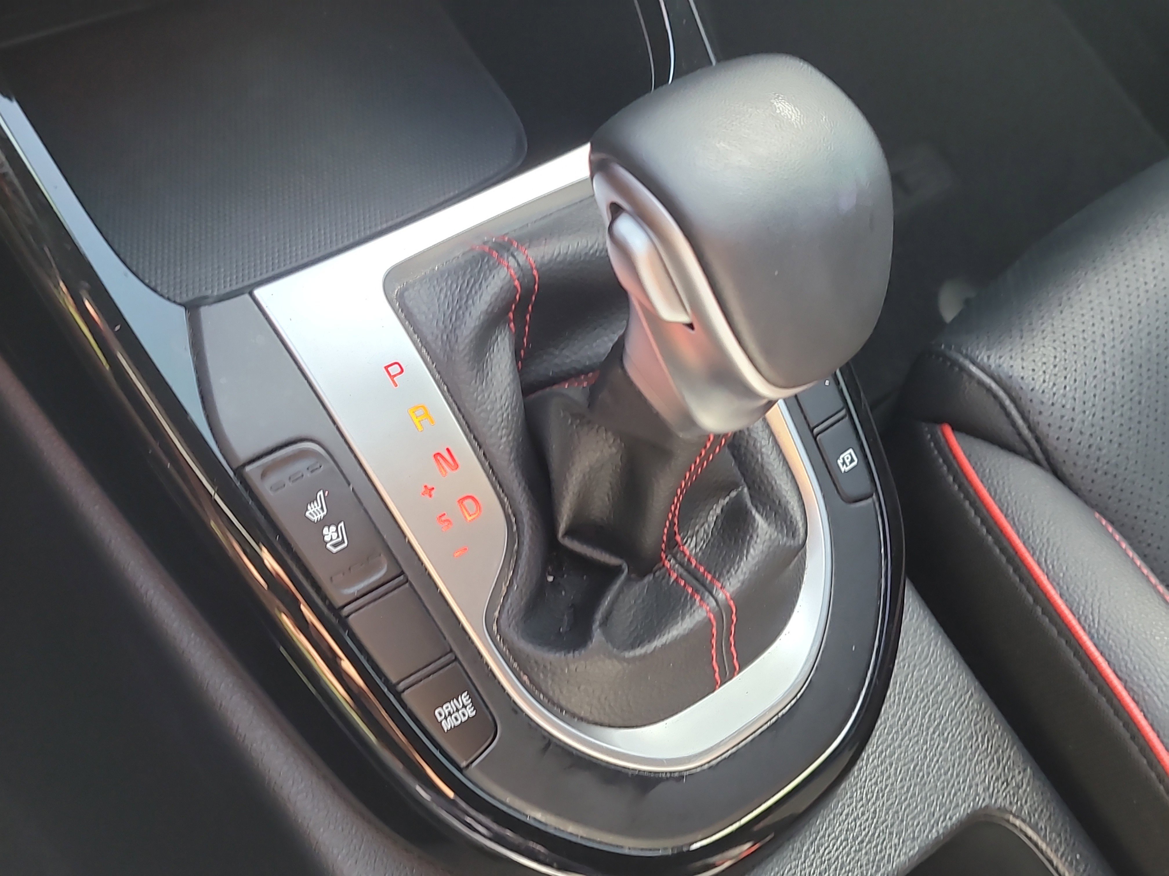 Used 2024 Kia Forte GT w/ GT2 Package image 27