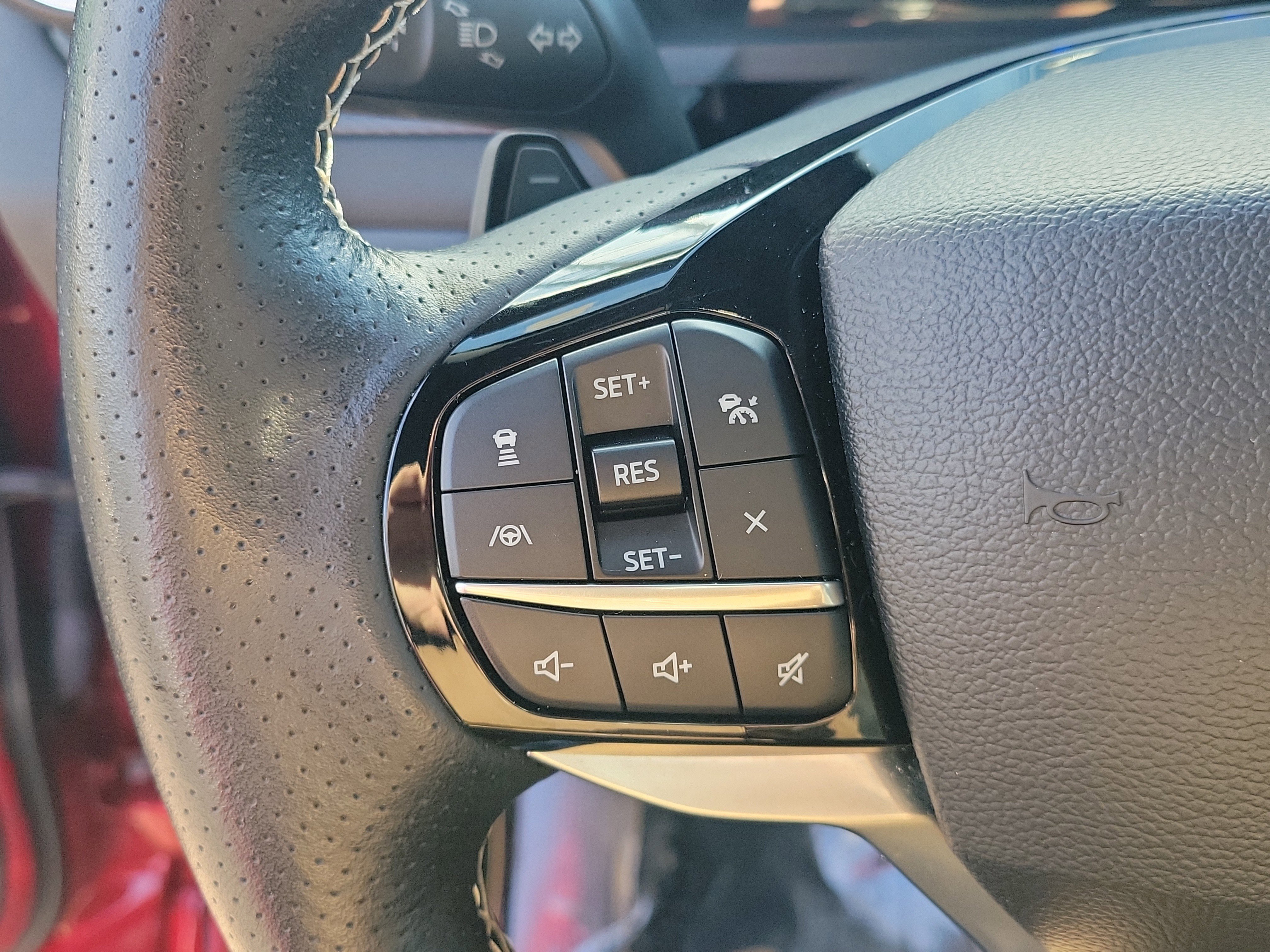 Used 2023 Ford Explorer ST w/ Equipment Group 401A image 30