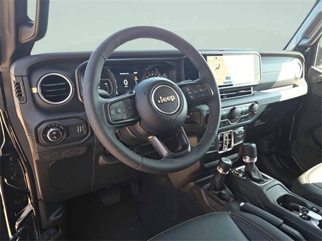 Used 2025 Jeep Gladiator Sport image 12