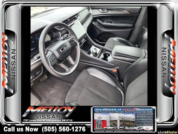 Used 2024 Jeep Grand Cherokee L Laredo AWD/4WD image 8