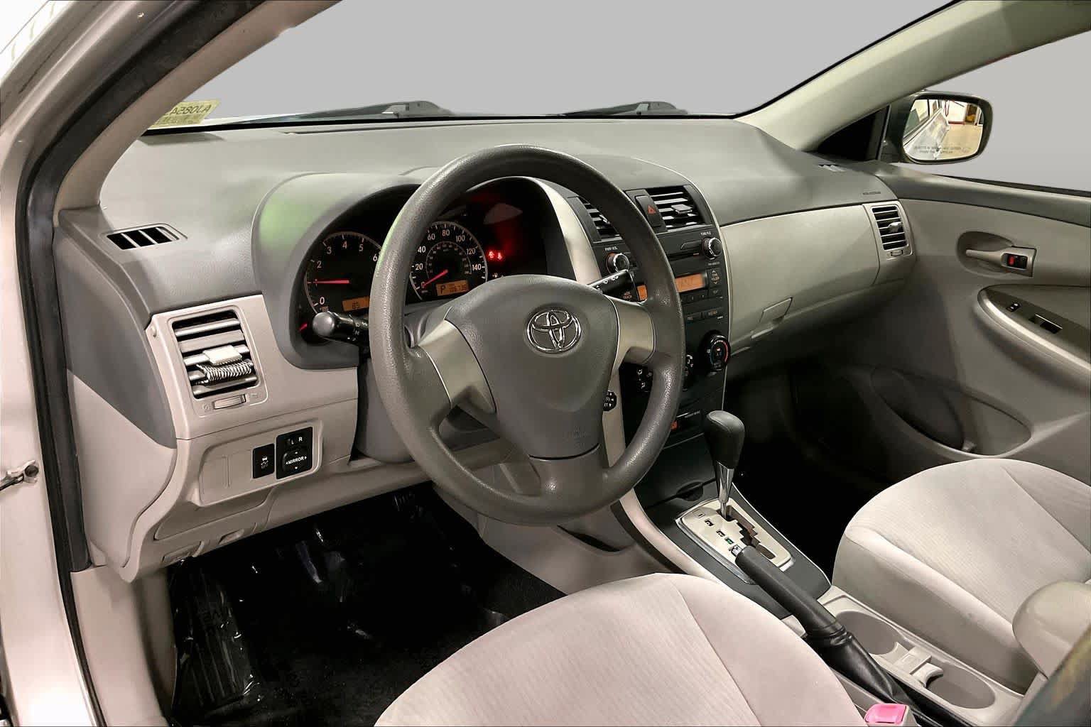 Used 2010 Toyota Corolla LE FWD image 16