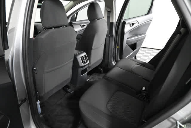 Used 2025 Kia Sportage LX image 12