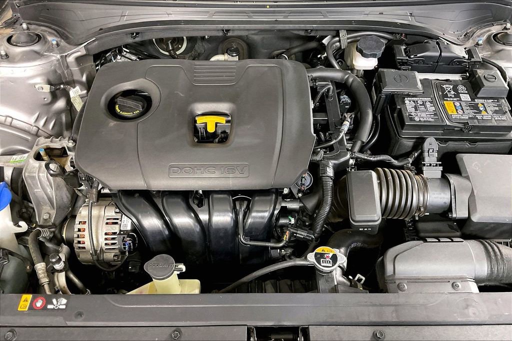 Used 2023 Kia Forte GT-Line w/ GT-Line Premium Package image 9