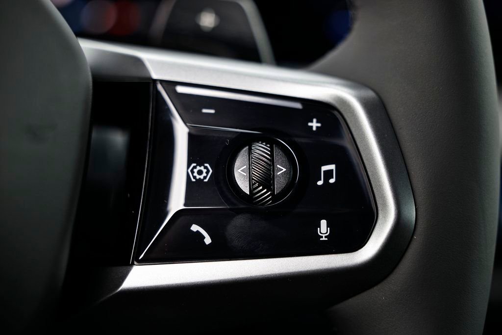 Used 2025 BMW X3 xDrive30i w/ M Sport Package image 34