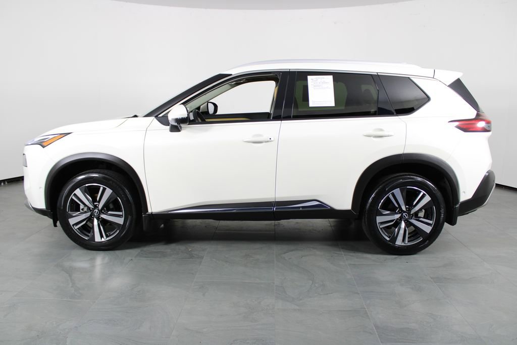Certified 2023 Nissan Rogue Platinum image 12