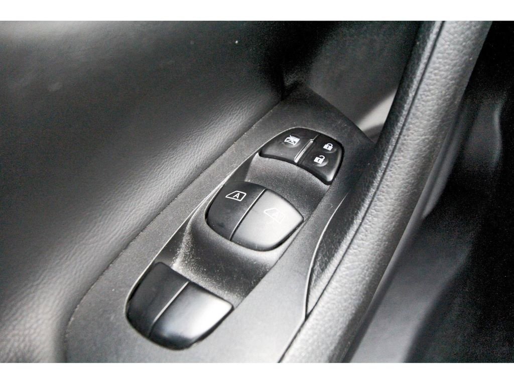 Used 2016 Nissan Altima 2.5 SL w/ 2.5 Technology w/LED Package FWD image 20