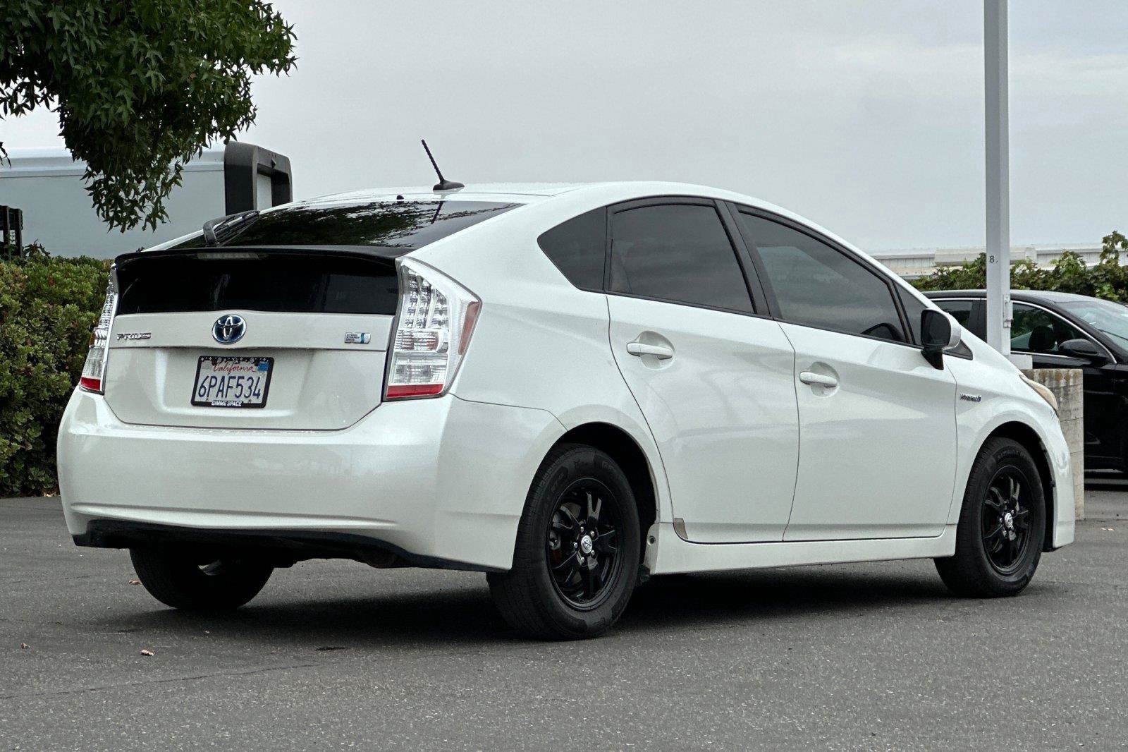 Used 2010 Toyota Prius Two FWD image 3