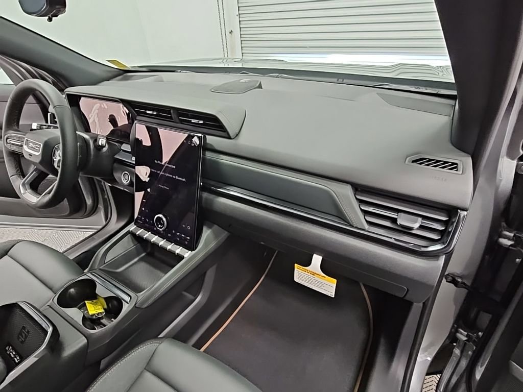 New 2026 GMC Terrain AT4 w/ Convenience Package III image 40