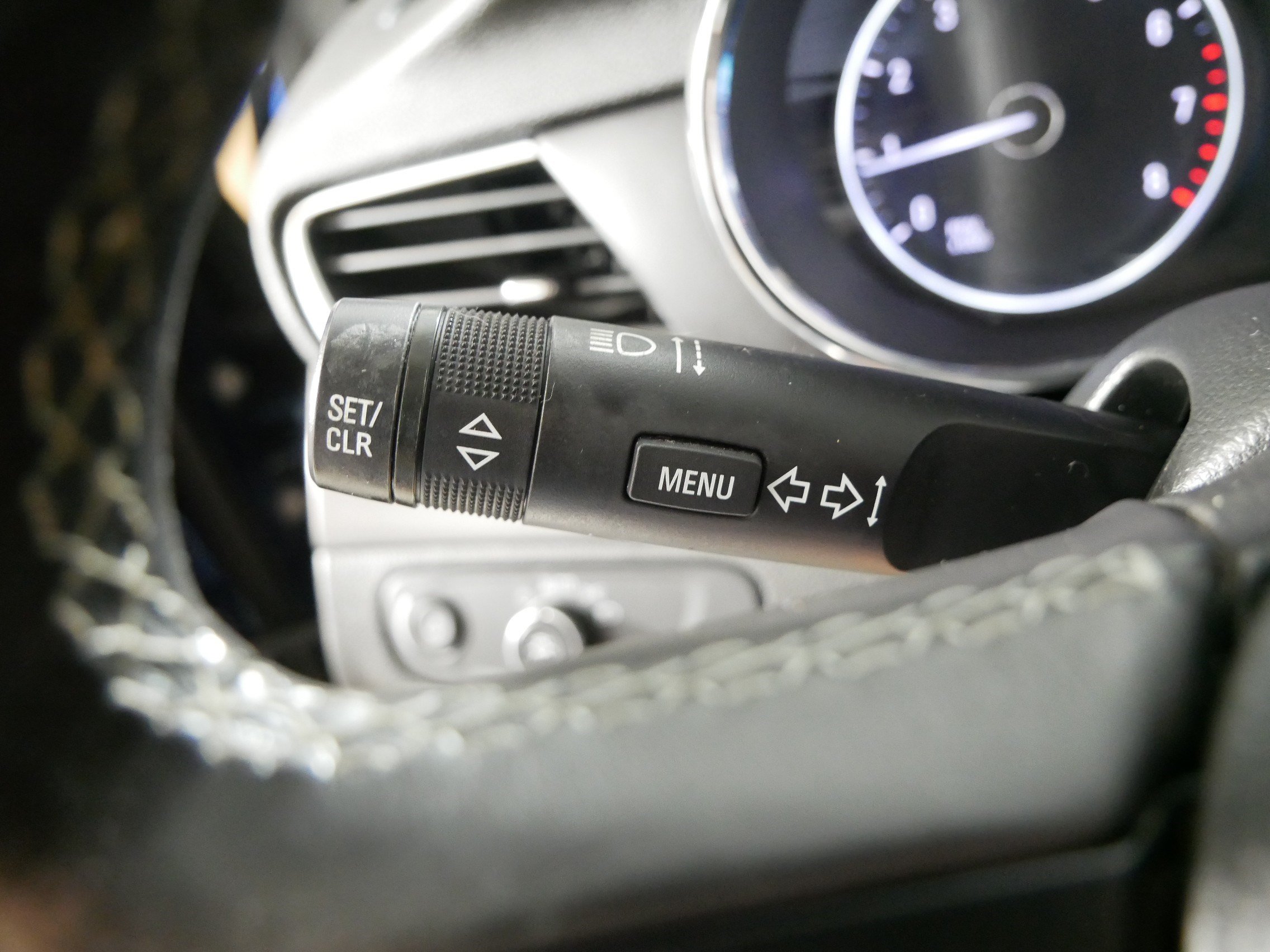 Used 2020 Buick Encore Preferred w/ Safety Package AWD/4WD image 31