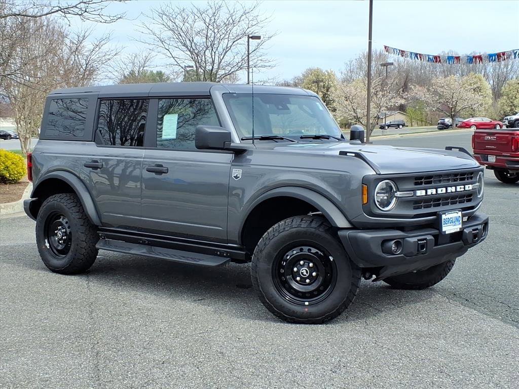 New 2026 Ford Bronco Big Bend w/ Black Diamond Package