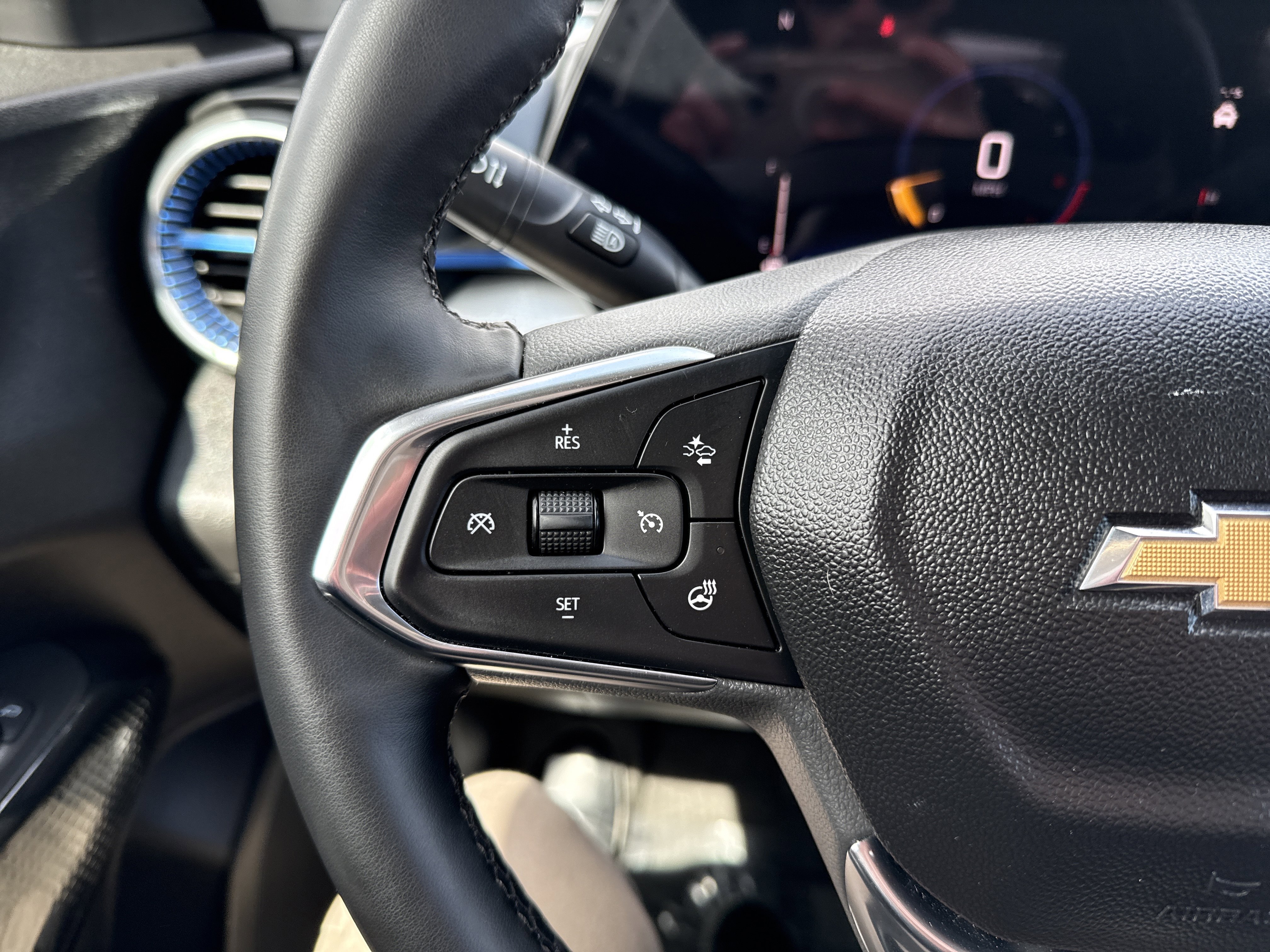 Used 2024 Chevrolet Trax RS w/ Driver Confidence Package image 23