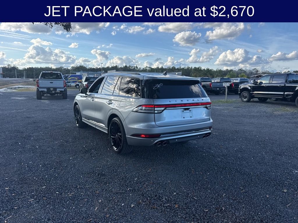 Used 2024 Lincoln Aviator Black Label w/ Jet Package image 3