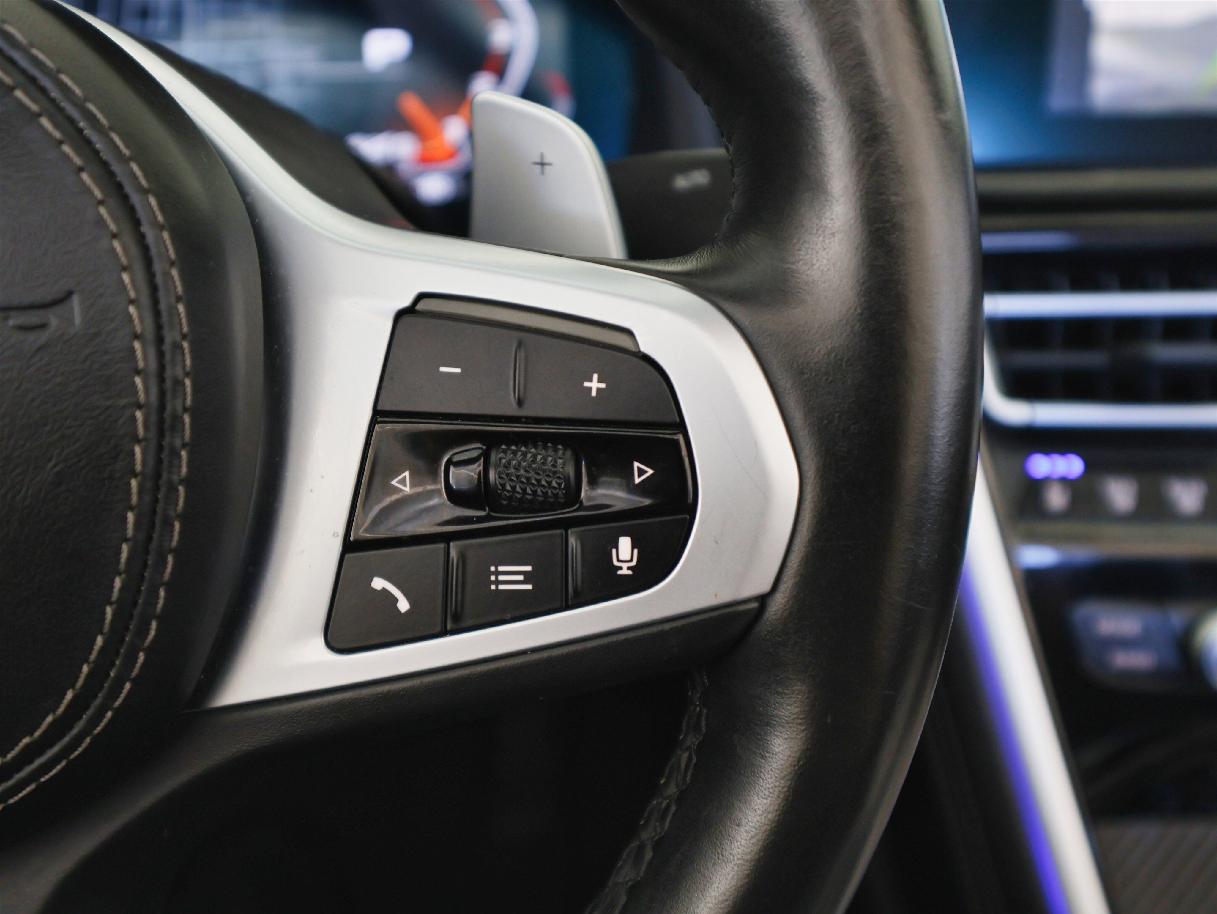 Used 2021 BMW M850i xDrive Convertible image 39