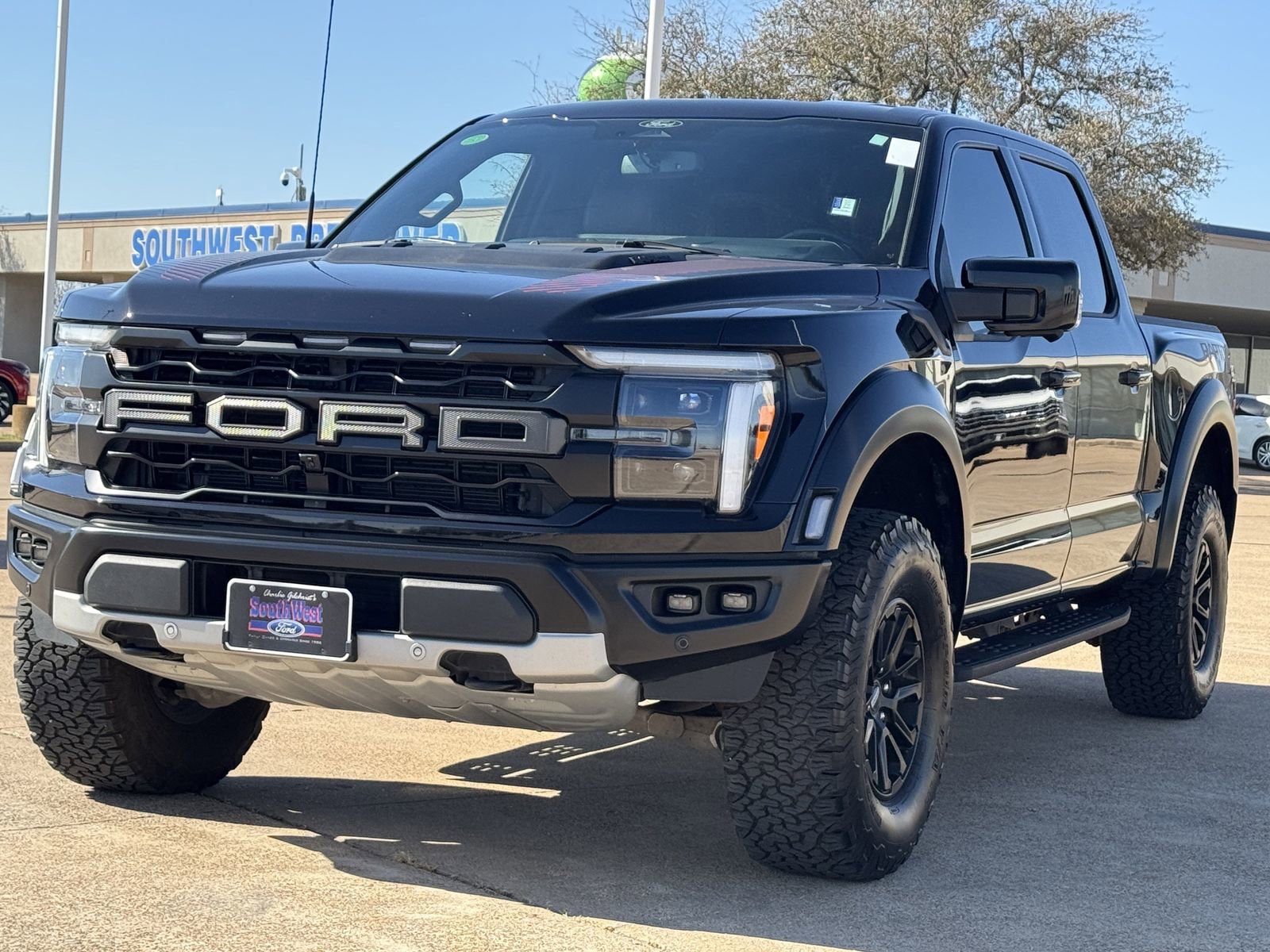 Used 2025 Ford F150 Raptor image 8