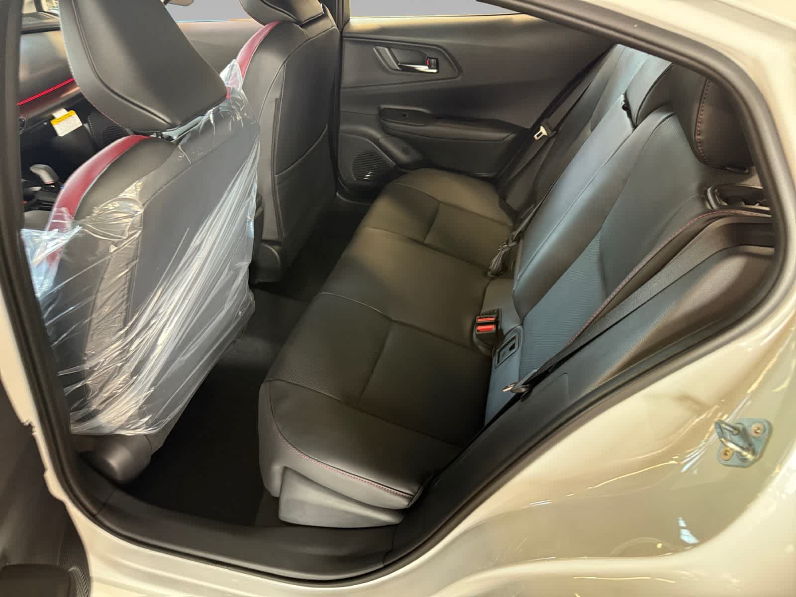 New 2026 Toyota Prius Plug-In Hybrid w/ Limited Premium Package FWD image 22