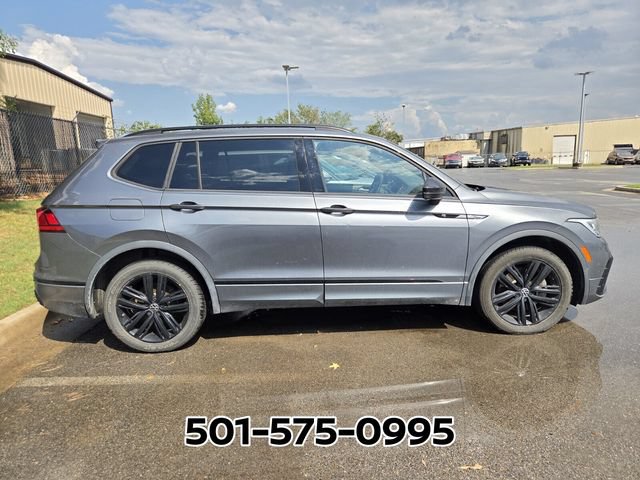 Used 2022 Volkswagen Tiguan SE R-Line FWD image 5