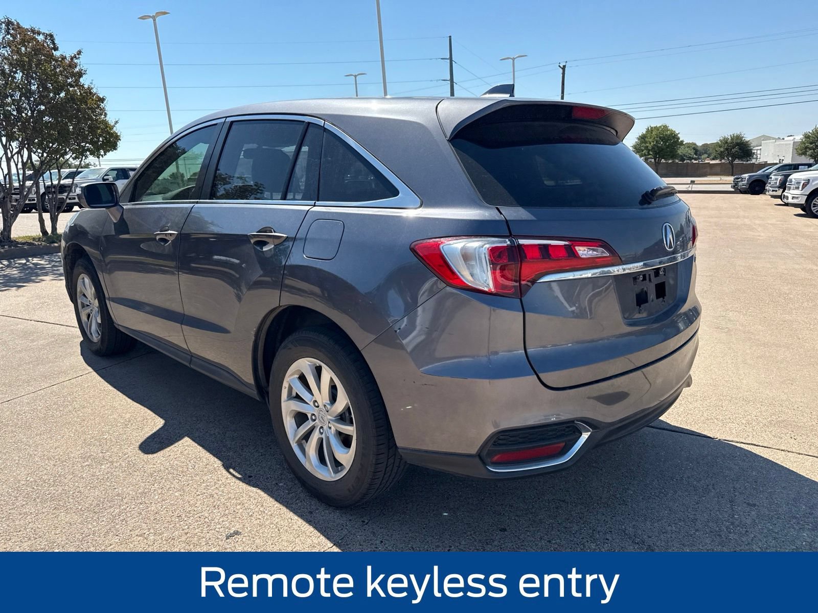 Used 2017 Acura RDX w/ Technology Package FWD image 5