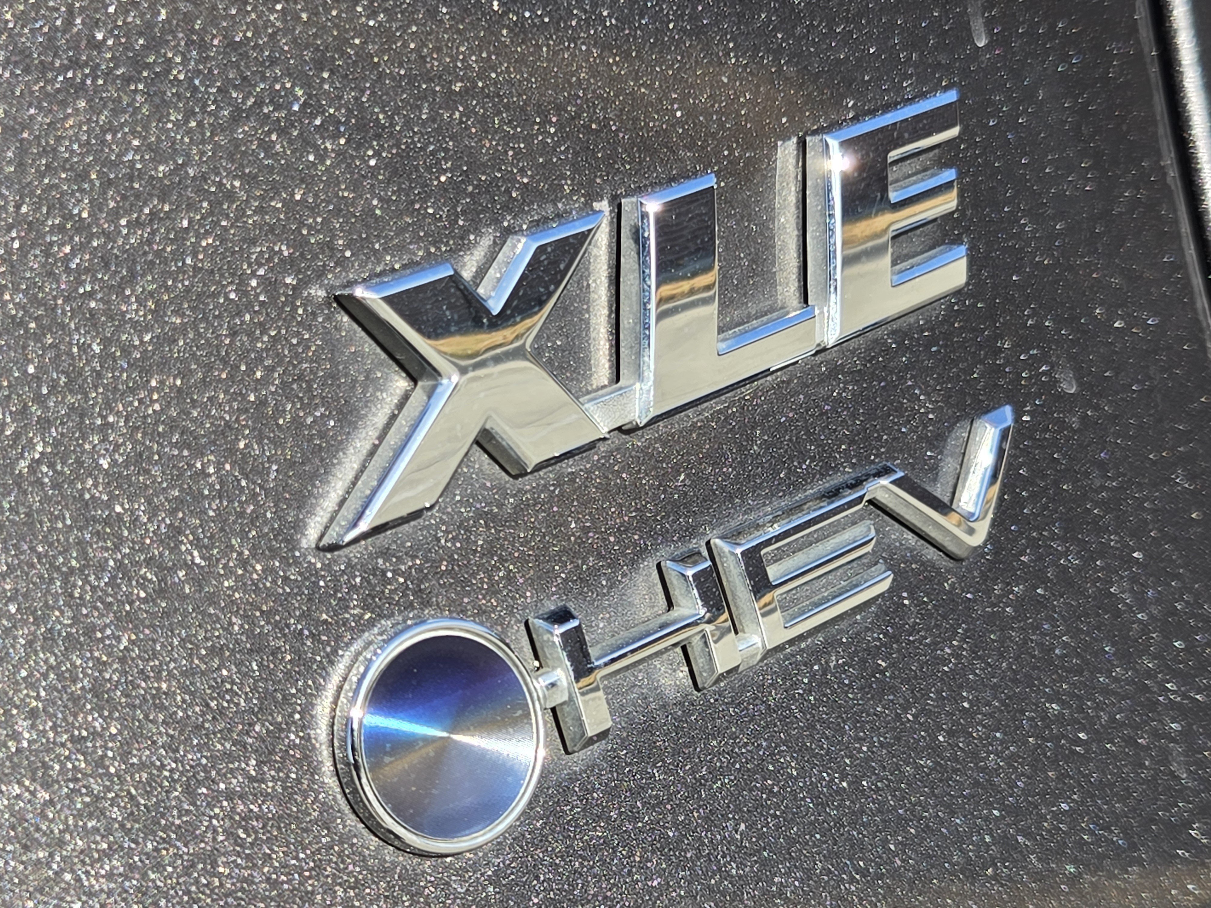 Used 2025 Toyota RAV4 XLE AWD/4WD image 32