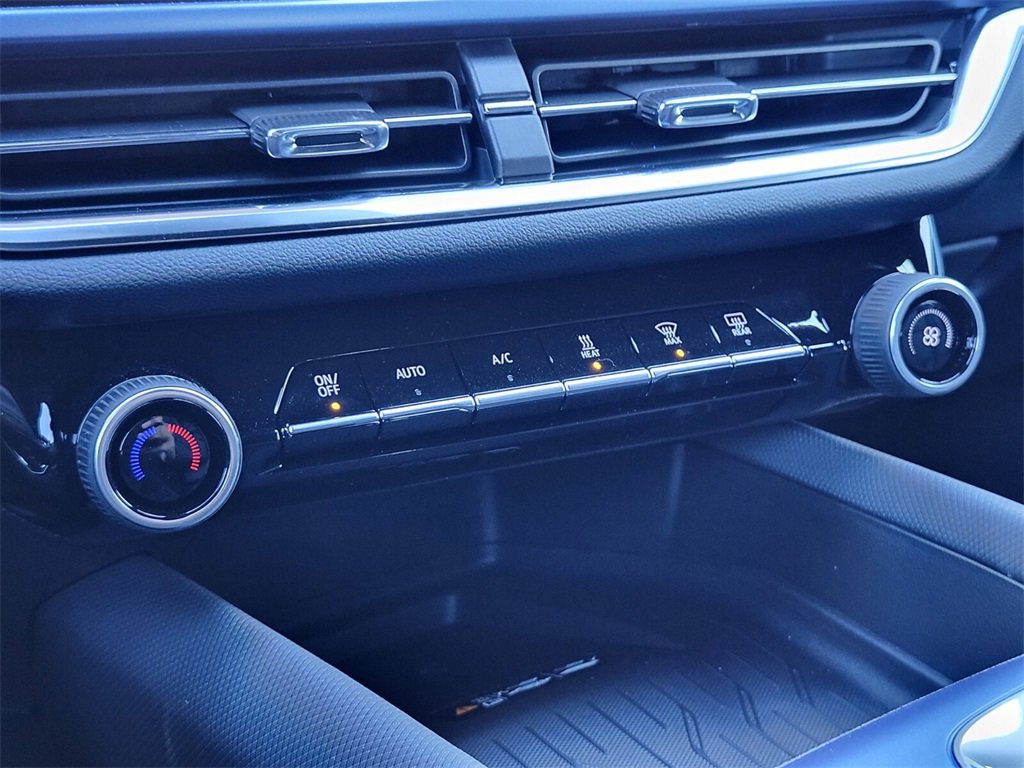 New 2026 Chevrolet Equinox EV LT image 22