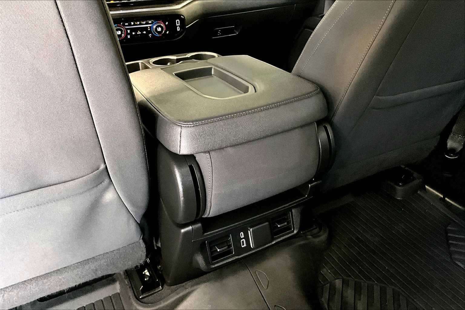 Used 2024 Chevrolet Silverado 1500 RST w/ Z71 Off-Road Package image 28