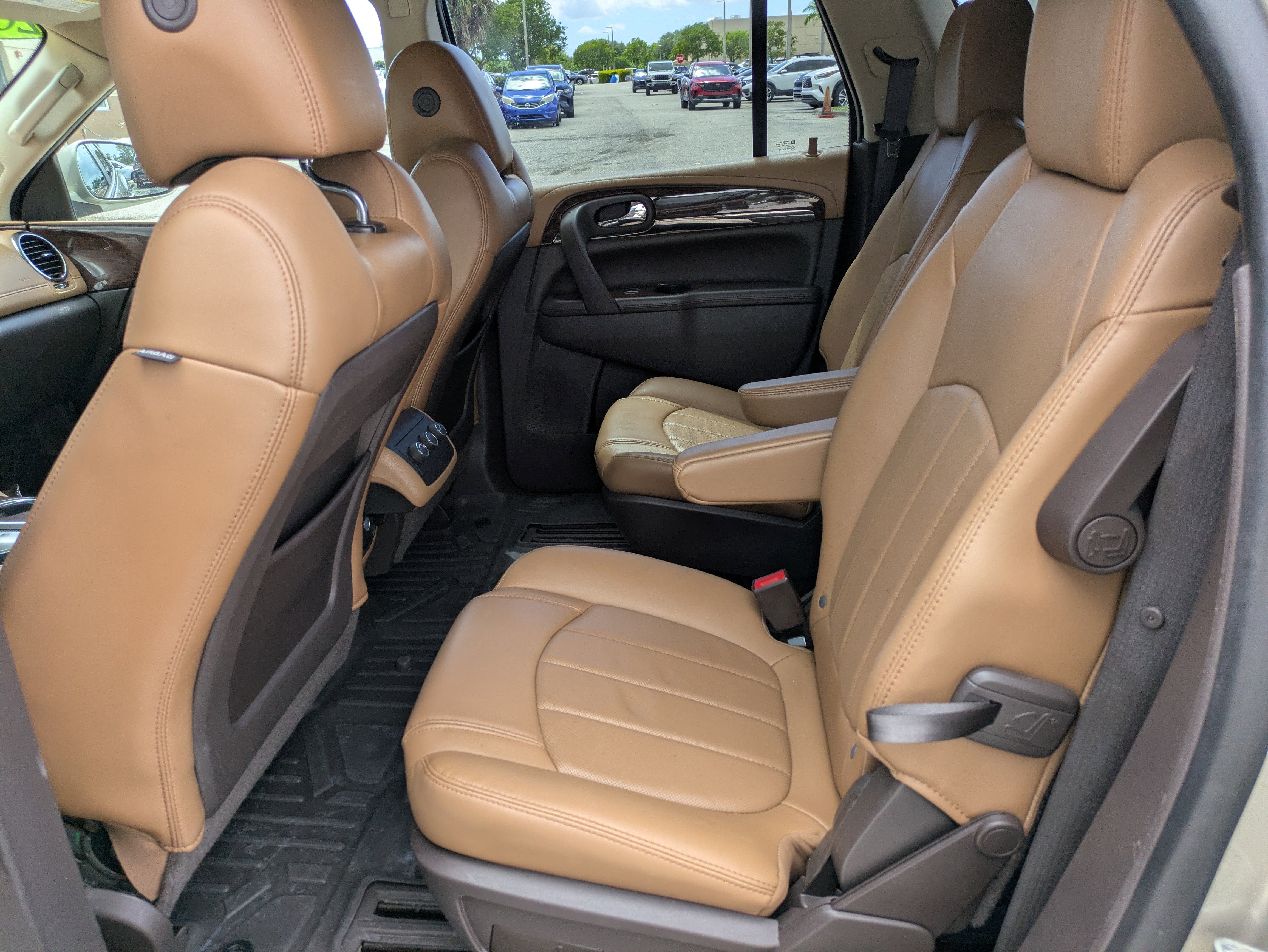 Used 2015 Buick Enclave Leather w/ Trailering Package FWD image 14