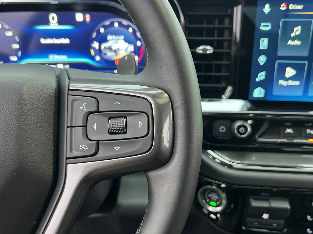 Used 2025 Chevrolet Silverado 1500 ZR2 w/ Technology Package image 36