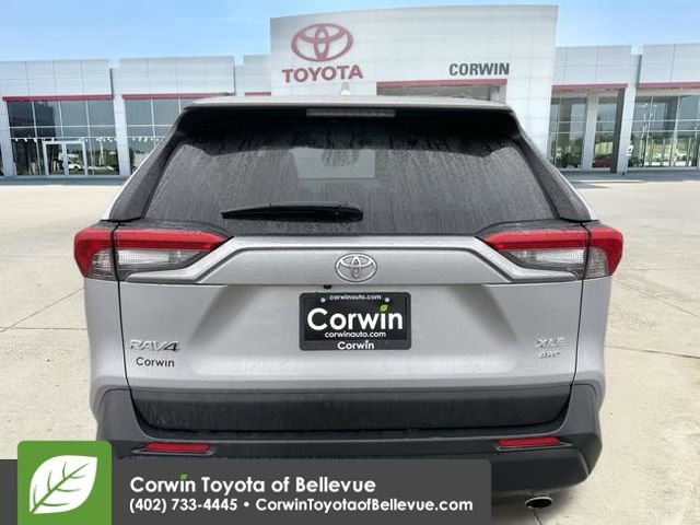 Used 2025 Toyota RAV4 XLE image 4