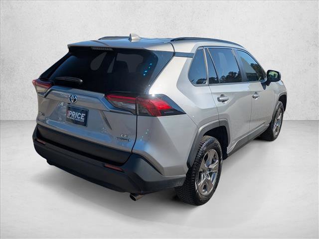 Used 2023 Toyota RAV4 LE image 5