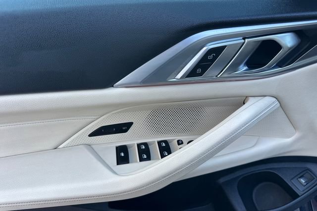 Used 2024 BMW 430i Convertible image 12