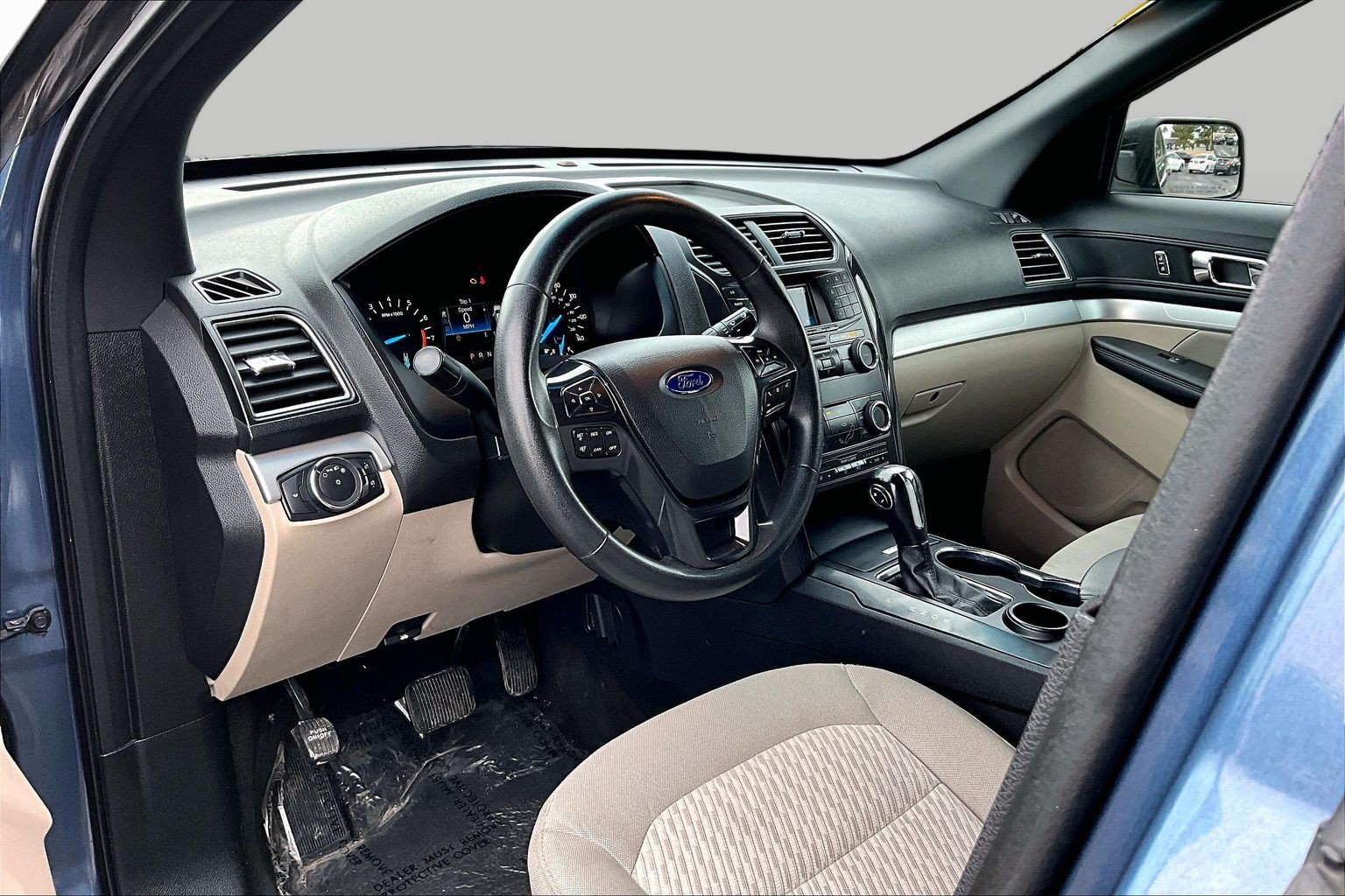 Used 2018 Ford Explorer FWD image 12