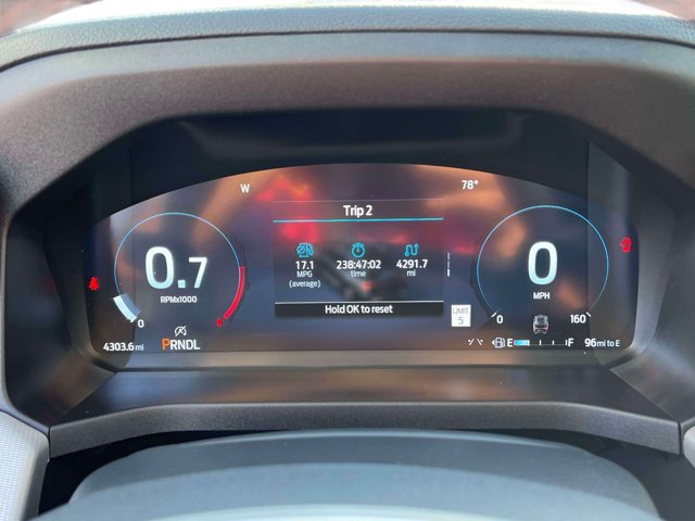Used 2026 Ford Explorer Active AWD/4WD image 30