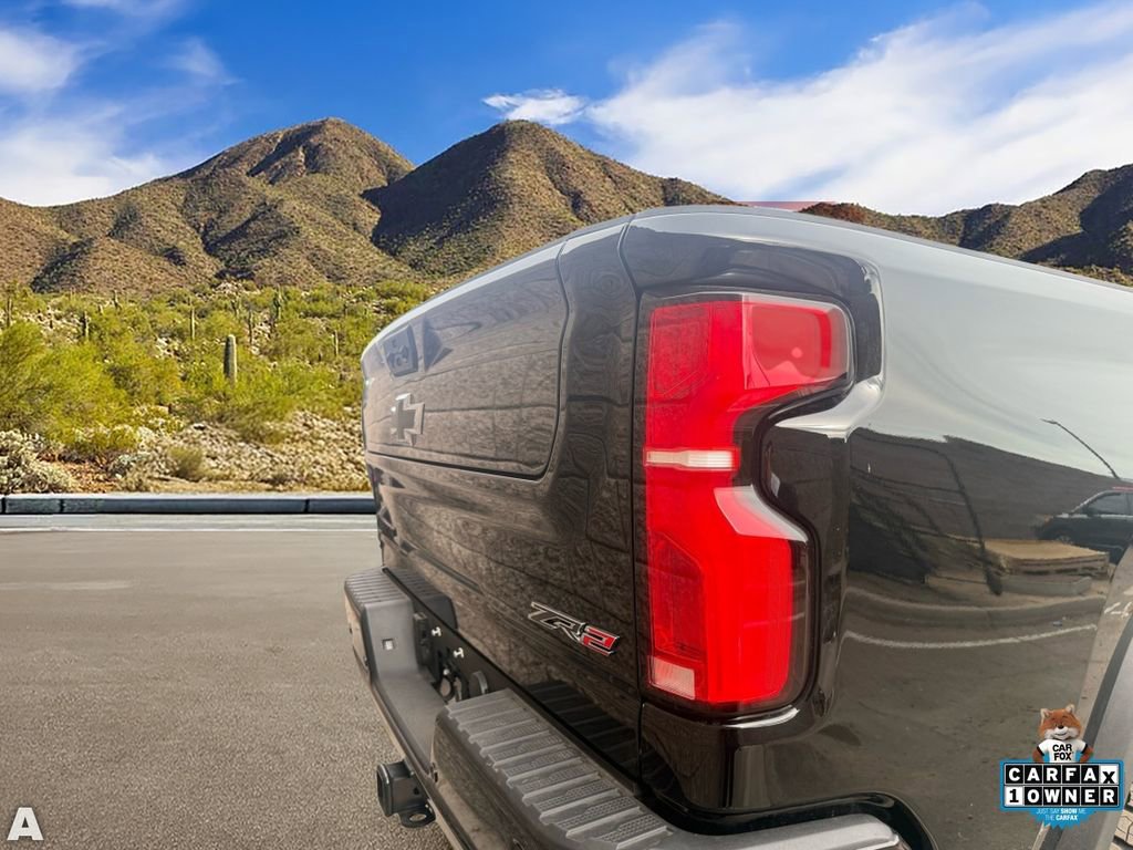 Used 2026 Chevrolet Silverado 2500 ZR2 w/ LPO, Dark Essentials Package image 12