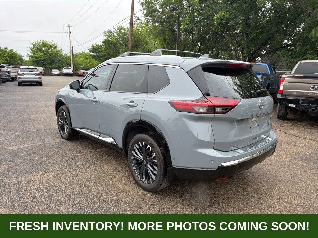 Used 2025 Nissan Rogue Platinum w/ Platinum Premium Package AWD/4WD image 4