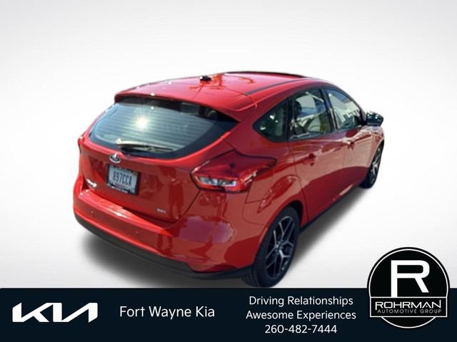 Used 2017 Ford Focus SEL w/ Cold Weather Package FWD image 6