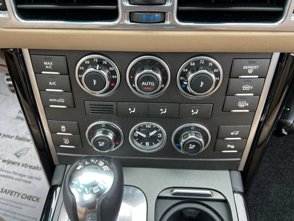 Used 2012 Land Rover Range Rover Supercharged AWD/4WD image 30