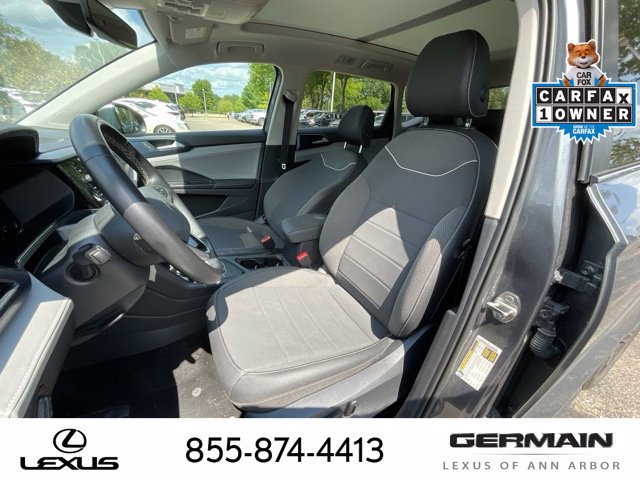 Used 2024 Volkswagen Taos SE FWD image 12