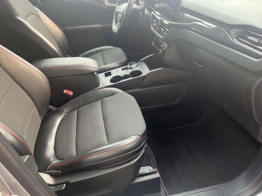 Certified 2023 Ford Escape ST-Line w/ Tech Pack #1 FWD image 22
