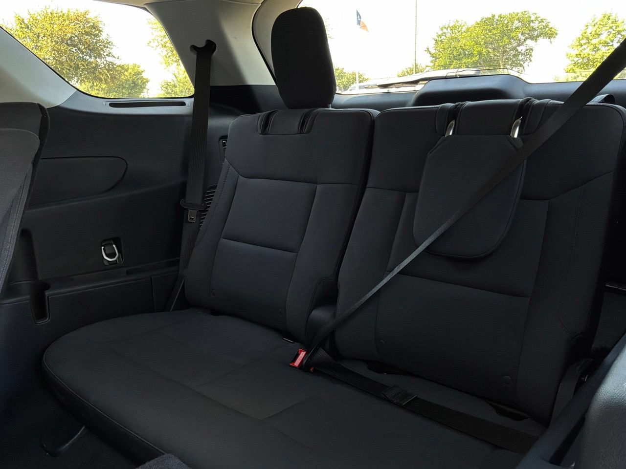 Used 2026 Ford Explorer Active RWD image 13