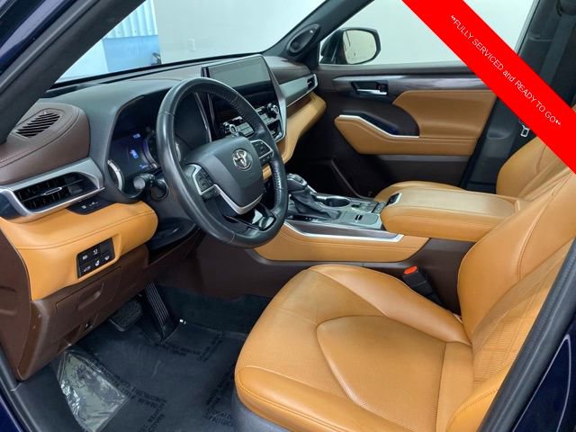 Certified 2022 Toyota Highlander Platinum image 16