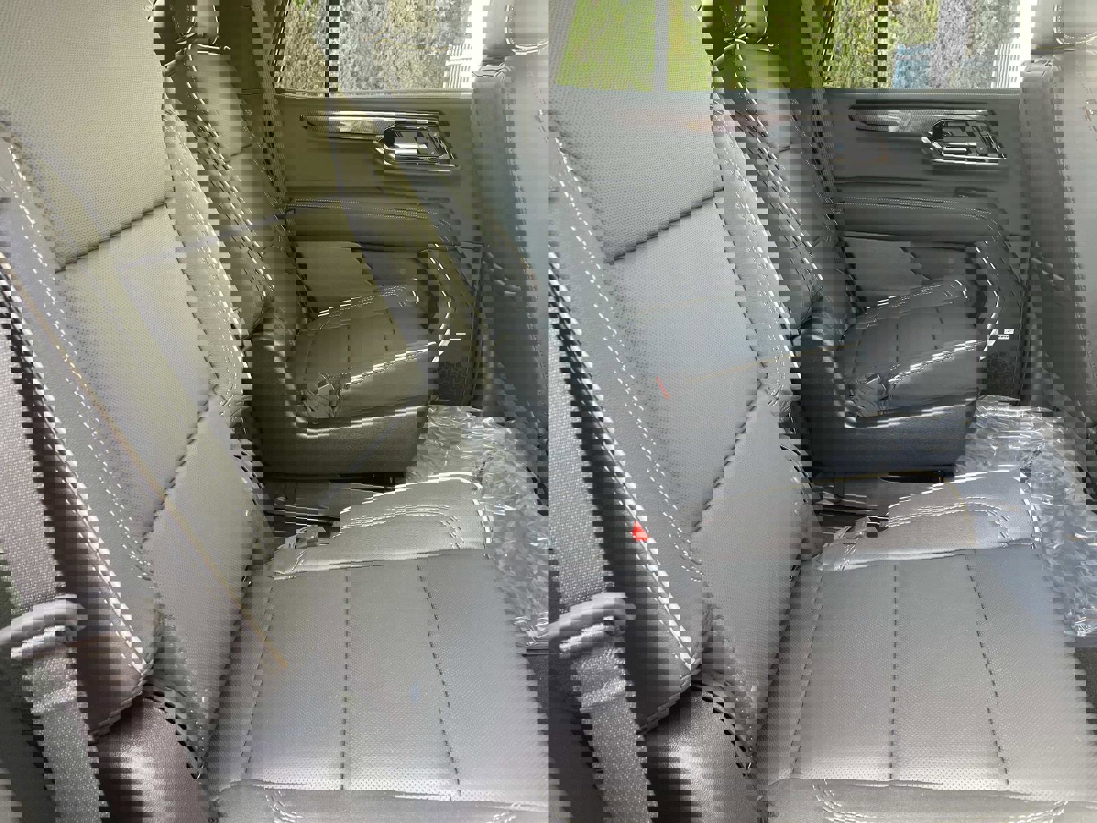 New 2026 GMC Yukon Elevation image 25