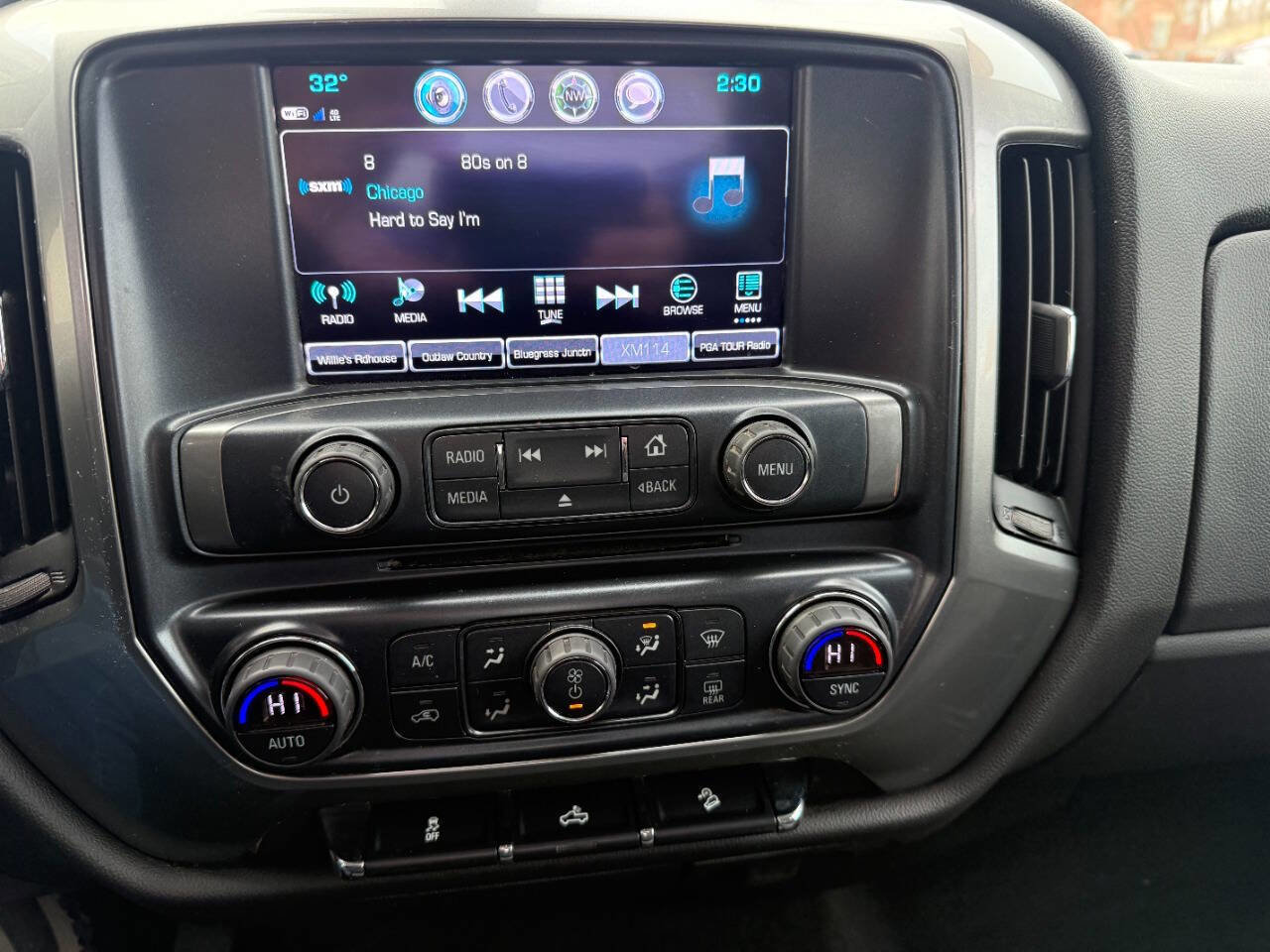 Used 2018 Chevrolet Silverado 1500 LT w/ All Star Edition image 20