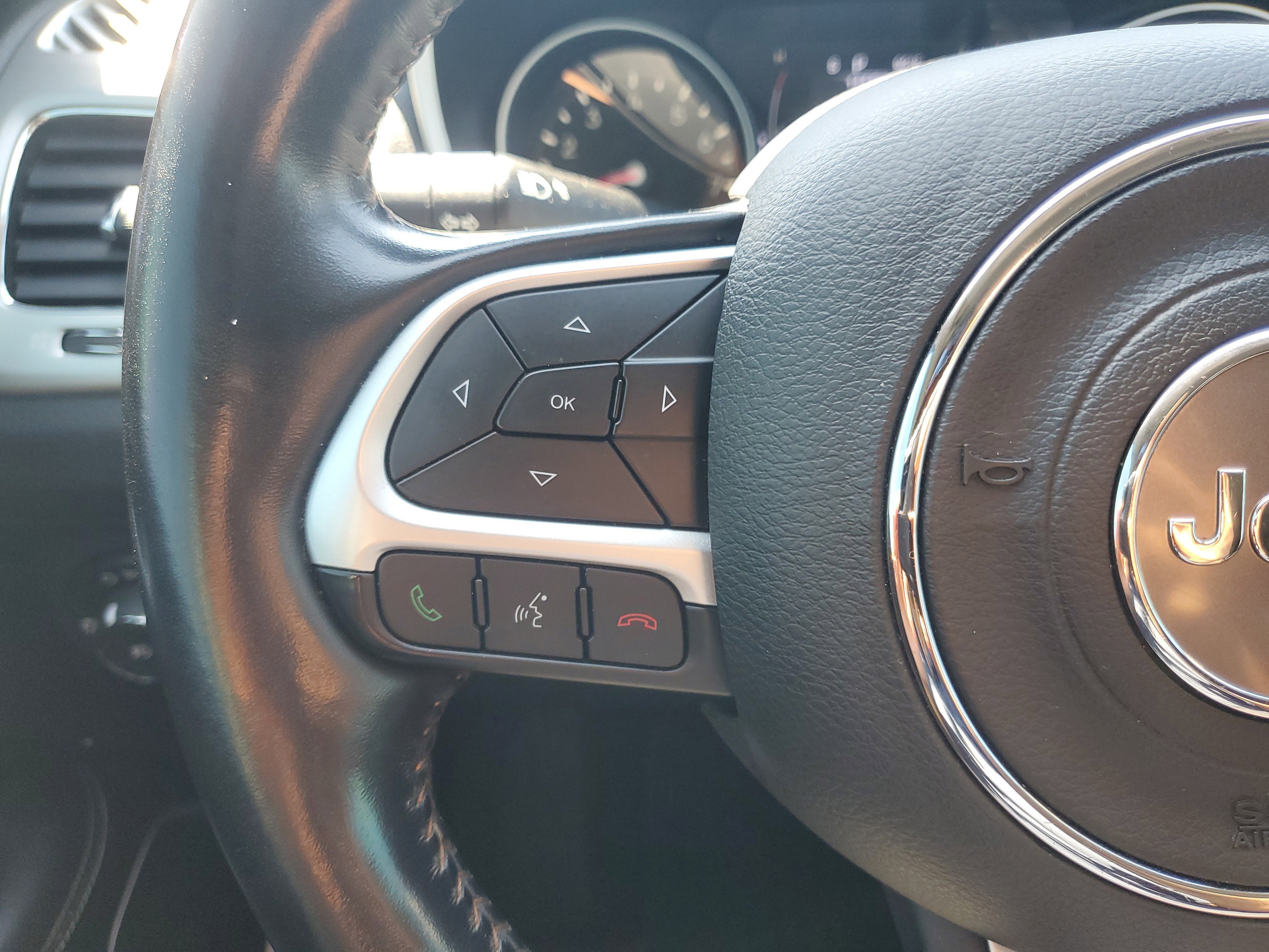 Used 2020 Jeep Compass Latitude w/ Cold Weather Group image 15