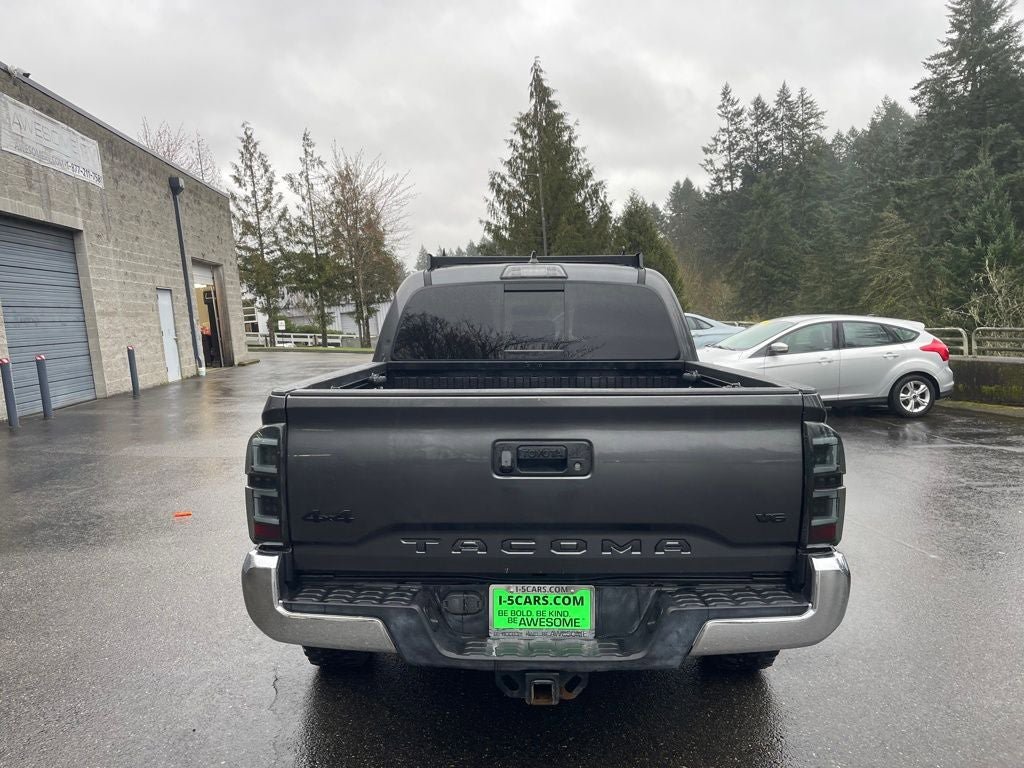 Used 2019 Toyota Tacoma SR5 AWD/4WD image 5