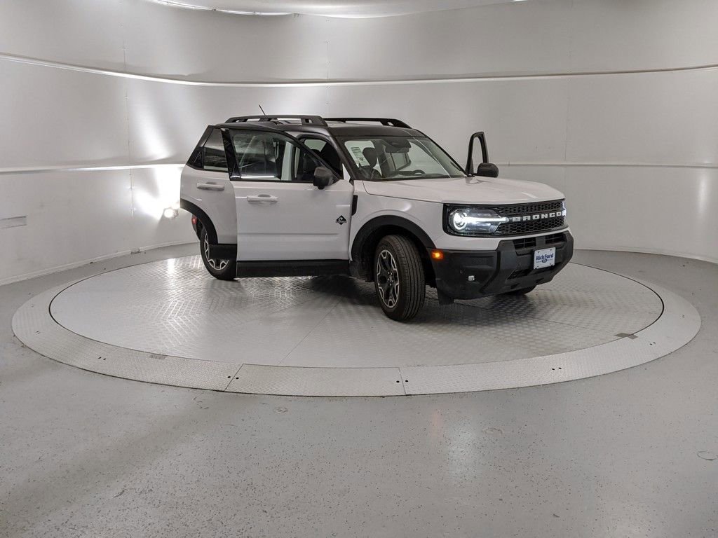 New 2025 Ford Bronco Sport Outer Banks w/ Outer Banks Tech Package+ image 7