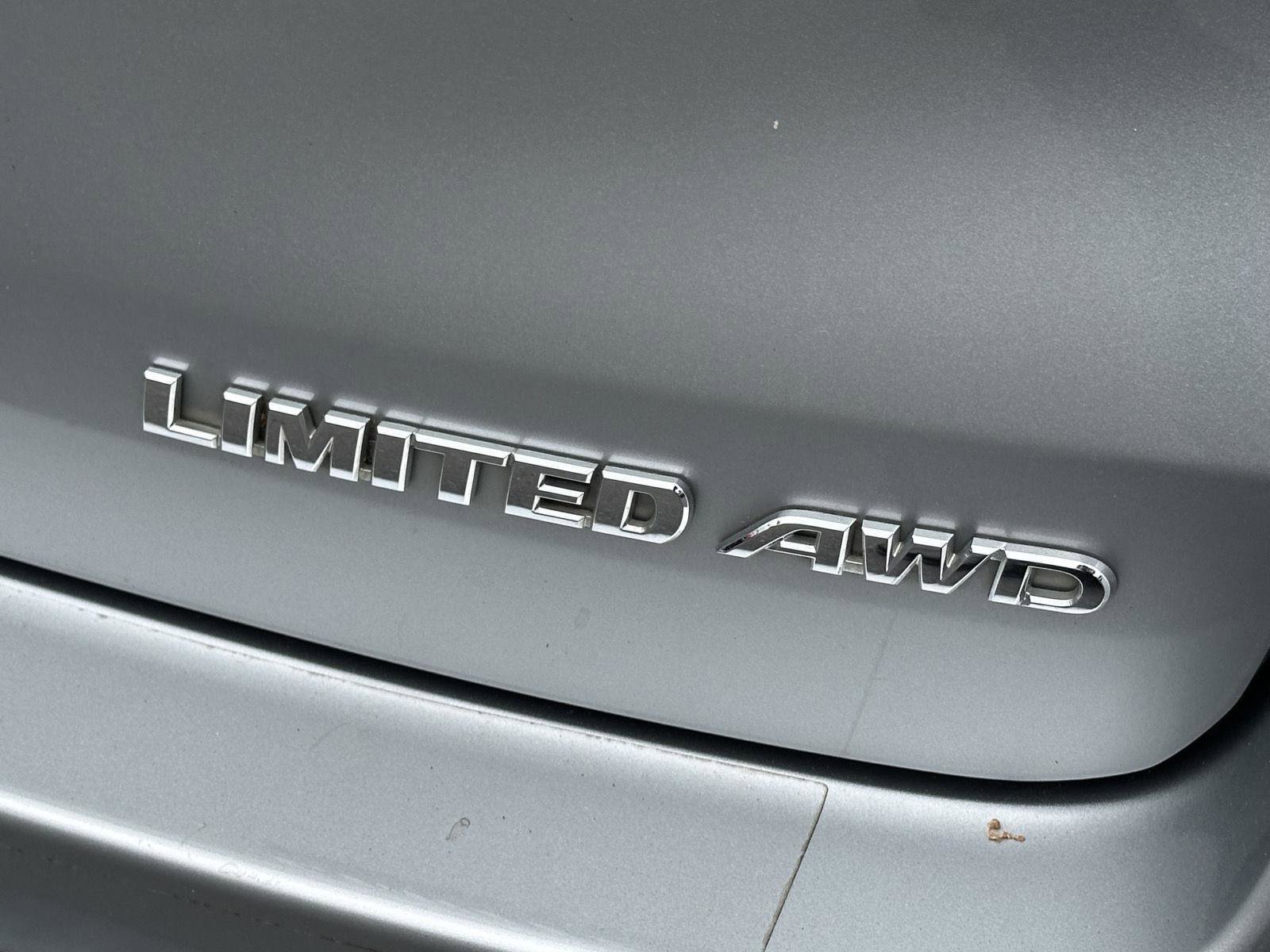 Used 2019 Toyota Highlander Limited Platinum AWD/4WD image 10