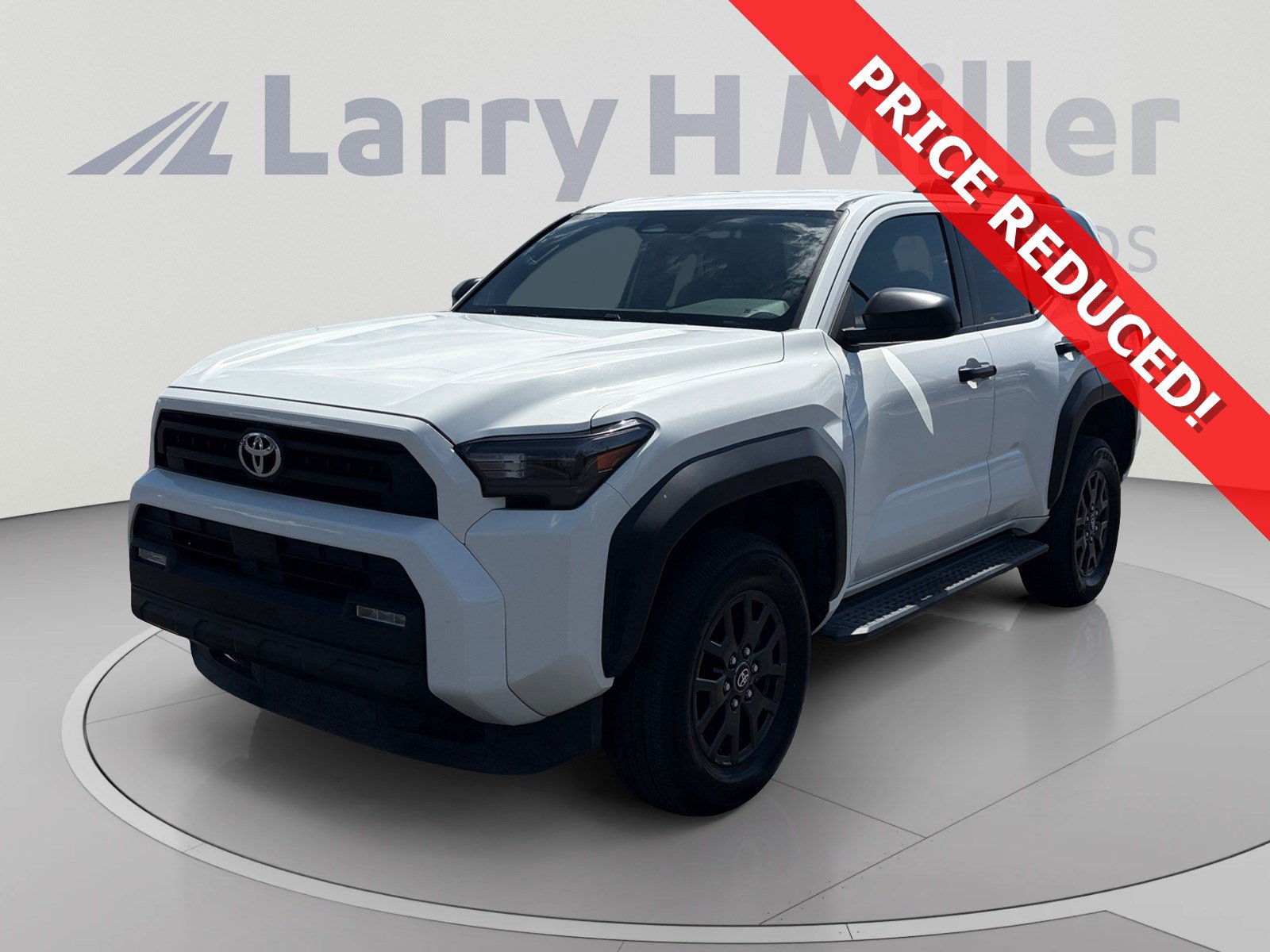 Certified 2025 Toyota 4Runner SR5 AWD/4WD image 1