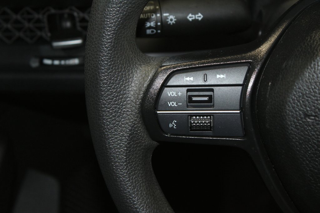 Used 2025 Honda Accord SE image 18